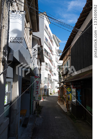 伊香保溫泉：溫泉街的狹窄街道 131680692