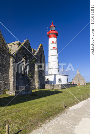 Phare de Saint Mathieu with abby ruins in Plougonvelin, Brittany, France 131681013