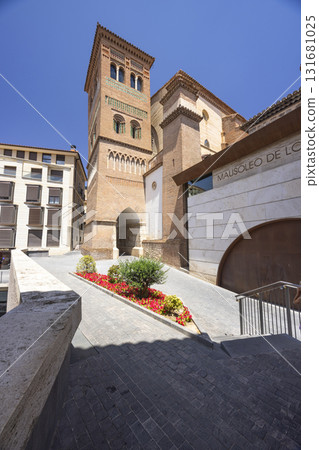 Teruel cathedral bell tower and Mausoleo de los Amantes Teruel cathedral bell tower and Mausoleo de los Amantes 131681025