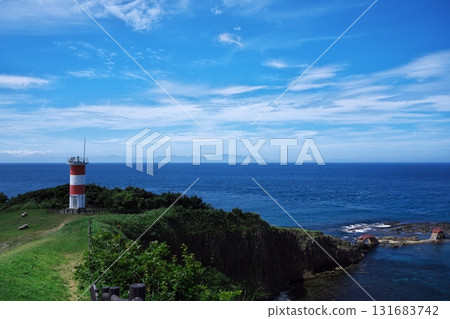 夏日津輕半島:從高野崎燈塔眺望北海道 夏日津輕半島:從高野崎燈塔眺望北海道 131683742