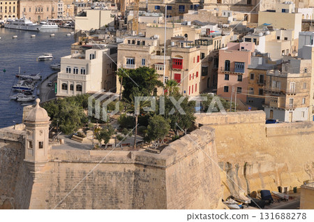 Beautiful sunset view of Valletta with Saint Angelo Fortress, capital city of Malta 131688278