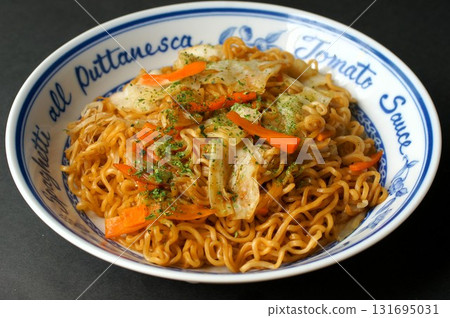 Fried noodles Fried noodles 131695031