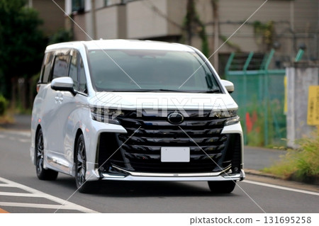 白色小型貨車圖像 131695258