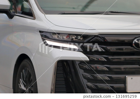 白色小型貨車圖像 131695259