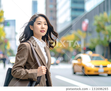 在城市工作的婦女 131696265