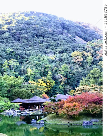 Ritsurin Garden and the Bride 131698789