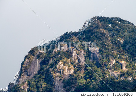 神明居住的夢幻山脈：世界遺產屋久島（冬季） 131699206