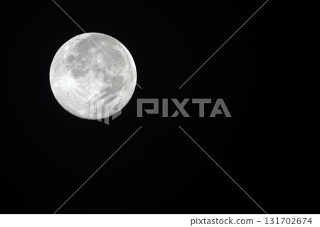 The Sixteenth Night: Autumn Full Moon The Sixteenth Night: Autumn Full Moon 131702674