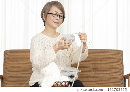 高級婦女編織 131703855