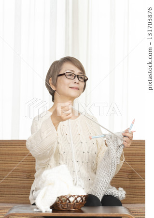Senior women knitting Senior women knitting 131703876