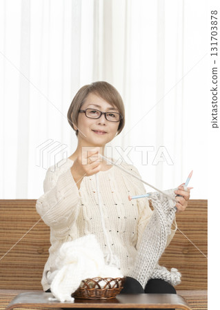 高級婦女編織 131703878