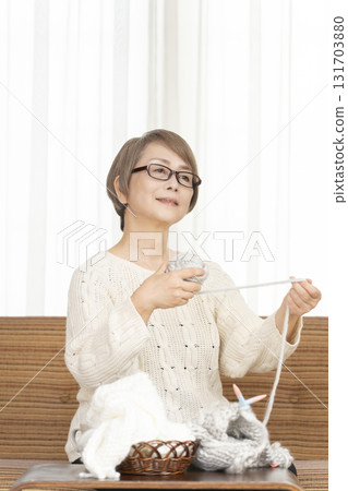 高級婦女編織 131703880
