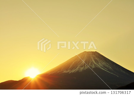 富士山和第一個日出 131706317