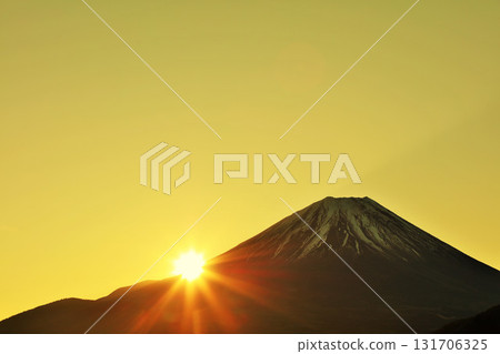 富士山和第一個日出 131706325