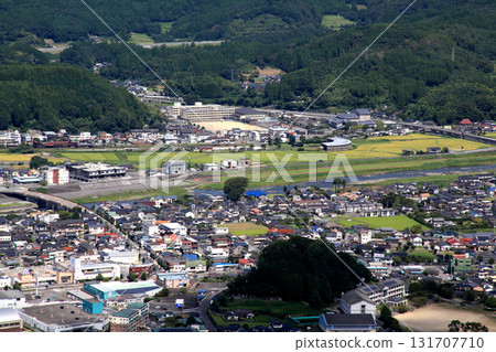View from the summit of Mount Kirikabu in Kusu Town, Oita Prefecture. Rural scenery and townscape of the Kusu Basin. 131707710