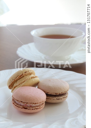 馬卡龍和茶 131707714