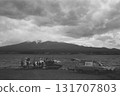河口湖和雲霧繚繞的富士山 131707803