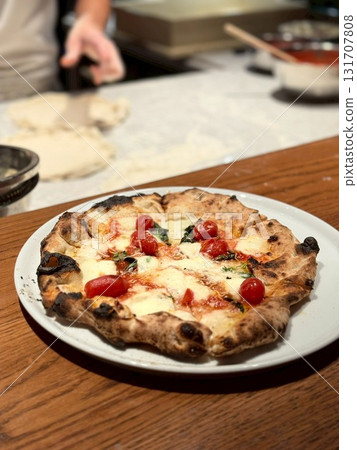 Pizza Margherita Pizza Margherita 131707808