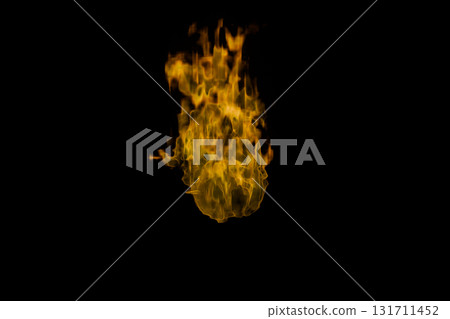 燃燒的火球,帶有黃色火焰 燃燒的火球,帶有黃色火焰 131711452