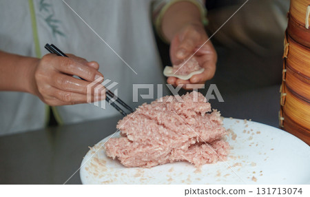 主廚現場手作上海小籠包 131713074