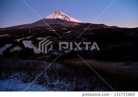 From Mount Echizen in the Ashitaka Mountains. Mount Fuji and the Hoei Crater covered in snow from the Jurigi Plateau before dawn. From Mount Echizen in the Ashitaka Mountains. Mount Fuji and the Hoei Crater covered in snow from the Jurigi Plateau before dawn. 131715869
