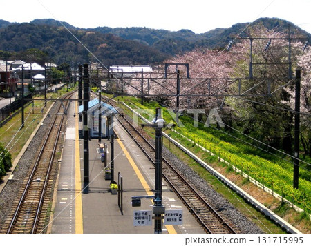 April 7, 2012, JR East Uchibo Line Kazusaminato Station April 7, 2012, JR East Uchibo Line Kazusaminato Station 131715995