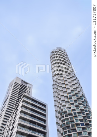 One Park Drive apartment building rising high in Canary Wharf, East London. One Park Drive apartment building rising high in Canary Wharf, East London. 131717807