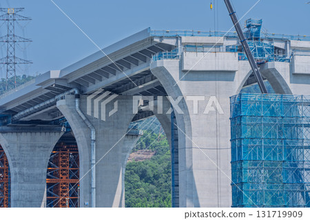大阪府枚方市~高槻市區新名神高速公路建設現場 大阪府枚方市~高槻市區新名神高速公路建設現場 131719909