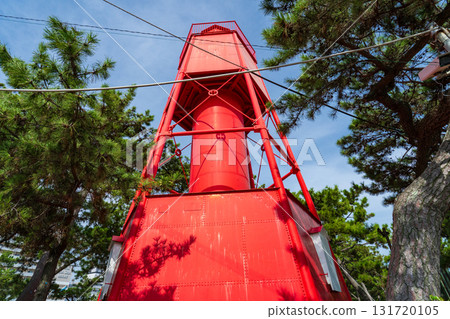 The former Wadamisaki Lighthouse, relocated to Suma Seaside Park in Suma Ward, Kobe City The former Wadamisaki Lighthouse, relocated to Suma Seaside Park in Suma Ward, Kobe City 131720105