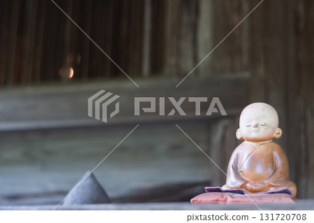 可愛的地藏菩薩像,深受百姓喜愛,守護著這一區。 可愛的地藏菩薩像,深受百姓喜愛,守護著這一區。 131720708