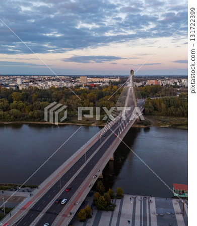 Bridge Swietokrzyski over the Wisla river in Warsaw, Poland 131722399