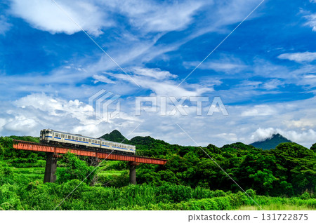 Mt. Kaimon and diesel railcar Mt. Kaimon and diesel railcar 131722875