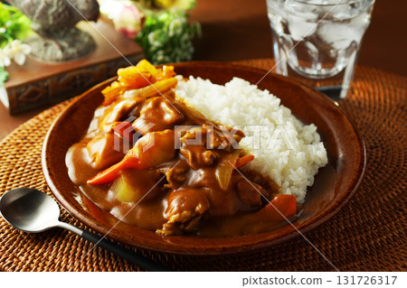 Curry and rice  131726317