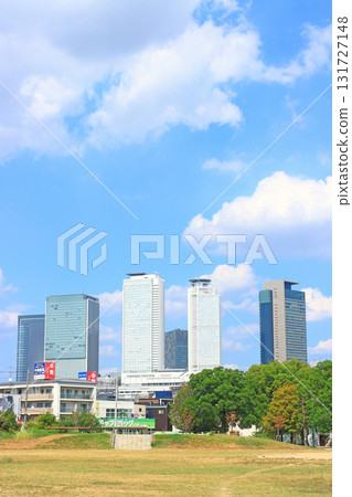 從愛知縣名古屋市米野公園眺望名古屋站週邊的摩天大樓 131727148