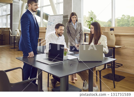 Business Team Leading a Meeting in the Office 131731589