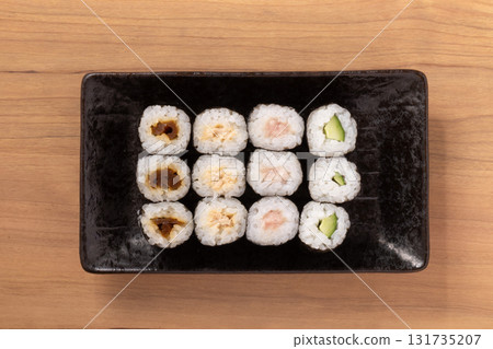 Norimaki (dried gourd, tuna mayonnaise, tuna, cucumber) 131735207