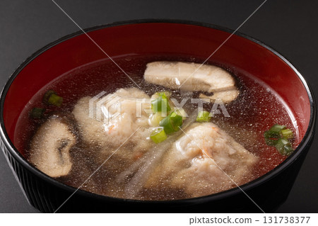雞肉牛蒡丸子湯 雞肉牛蒡丸子湯 131738377