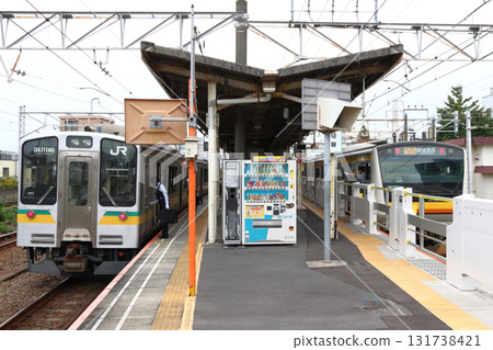 南部支線與南部線在白手站（神奈川縣川崎市）列隊 131738421