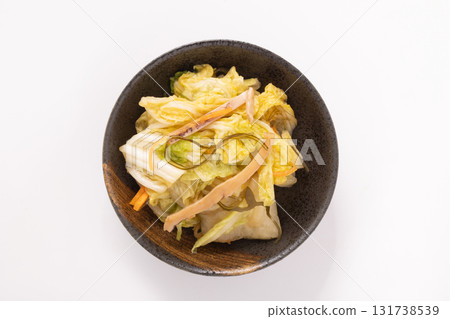 Matsumae Chinese cabbage pickles (dried squid and kelp) 131738539