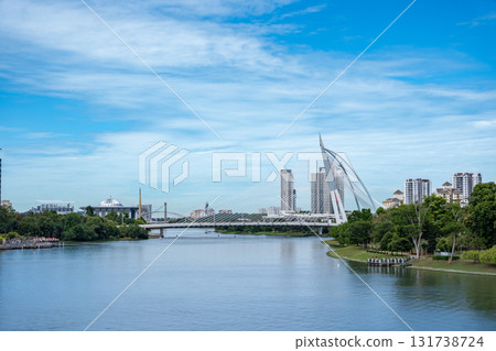 Iron Mosque and Sriwavasan Bridge 131738724