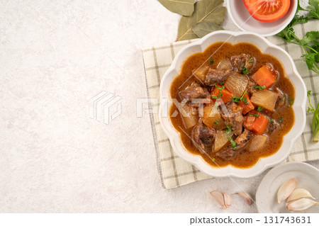 番茄 牛肉 蘿蔔 beef stew carrot radish トマトと大根の牛肉煮込み 131743631