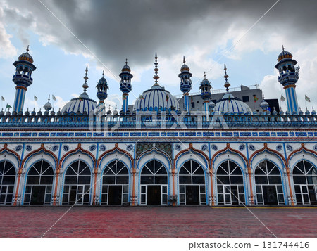 Exterior View Of Jamia Mosque Rawalpindi Built In 1902 Showcasing Islamic Architecture And Cultural Heritage Exterior View Of Jamia Mosque Rawalpindi Built In 1902 Showcasing Islamic Architecture And Cultural Heritage 131744416