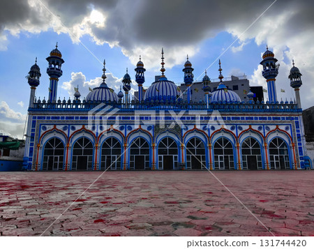 Historic Jamia Mosque Rawalpindi Completed In 1902 Featuring Symmetrical Facade Domes And Cultural Significance Historic Jamia Mosque Rawalpindi Completed In 1902 Featuring Symmetrical Facade Domes And Cultural Significance 131744420