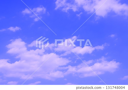 Blue sky with clouds (wallpaper material) Blue sky with clouds (wallpaper material) 131748004