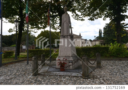 The Colonna dei Martiri in Fratta Polesine 131752169