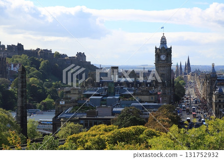 The streets of Edinburgh 131752932