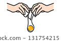 用雙手敲雞蛋 131754215