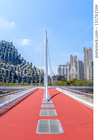 Baihe Bridge and Tianan Qianshu Shopping Mall in Putuo District, Shanghai Baihe Bridge and Tianan Qianshu Shopping Mall in Putuo District, Shanghai 131761584