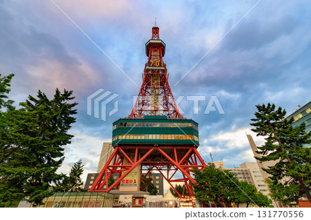 北海道札幌大通公園的夜景 131770556