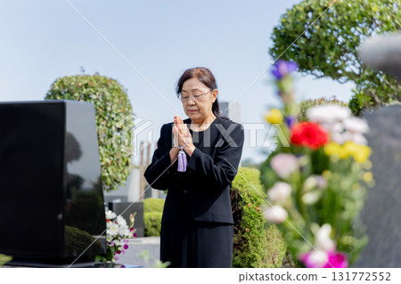 參觀墳墓 131772552